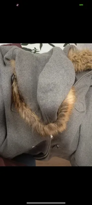 Abrigo paño gris con gorro