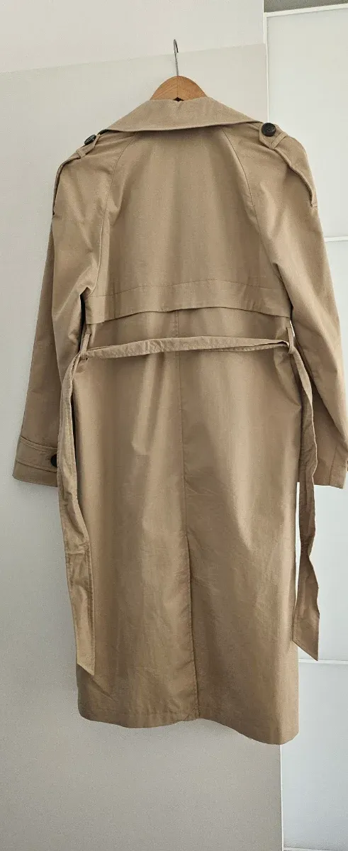 Gabardina Pull&Bear Beige