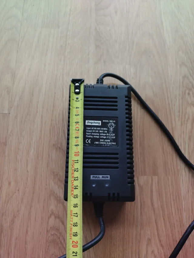 Cargador 24V GX16 3 pines