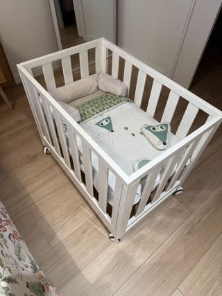 Minicuna Colecho Blanca con Ruedas
