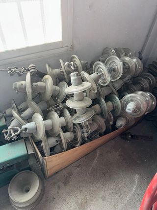 Aislador Eléctrico Suspensión Cerámico