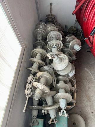 Aislador Eléctrico Suspensión Cerámico