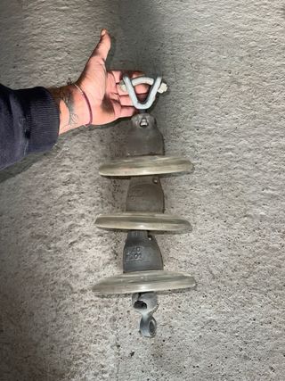 Aislador Eléctrico Suspensión Cerámico