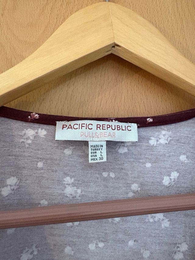 Vestido cruzado estampado