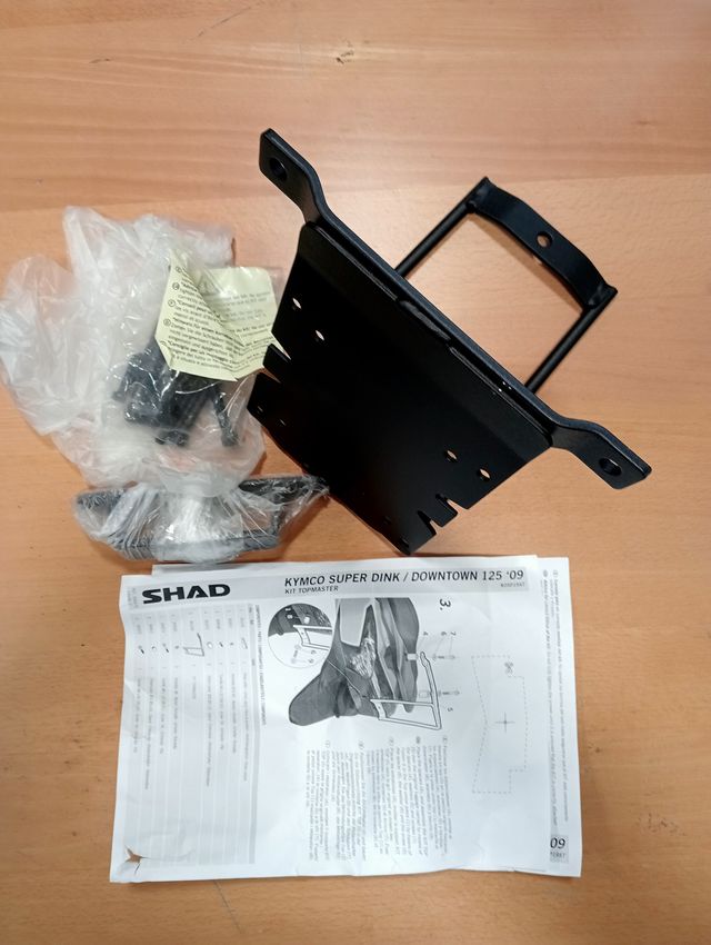 Soporte Baúl Shad Kymco Downtown 125