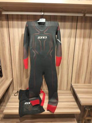 Neopreno Zone3 Aspire Talla L, hombre.