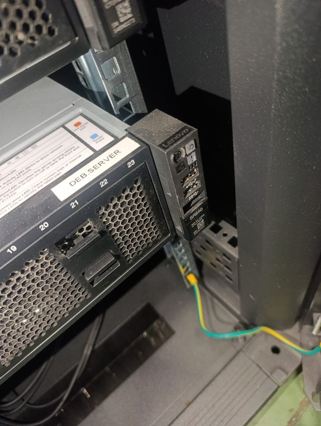 Rack Servidor 42U HPE Lenovo + UPS Salicru