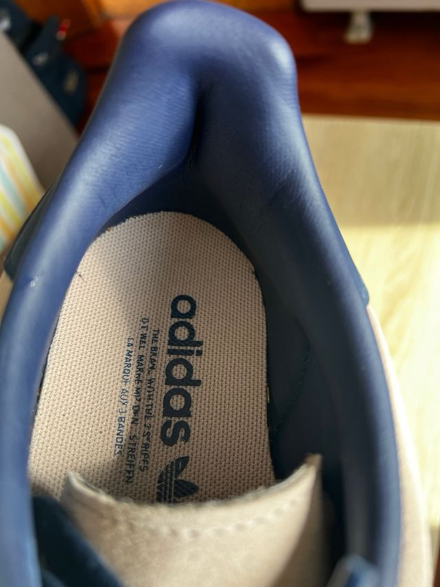 Zapatillas Adidas Gazelle Beige y Azul