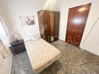 Piso en alquiler en Parque Ayala - Jardín de la Abadía - Huelín en Málaga