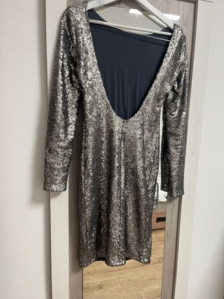 Vestido lentejuelas plata