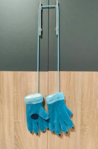 Guantes de garras Stitch.