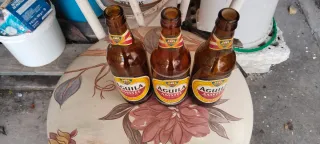 Bottiglie di Birra El Águila 1998