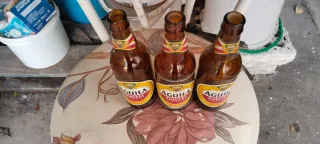 Bottiglie di Birra El Águila 1998