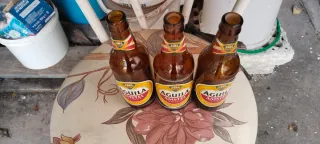 Bottiglie di Birra El Águila 1998