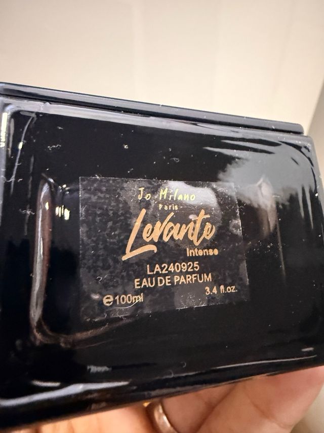 JO Milano Levante Intense Perfume Negro Dorado