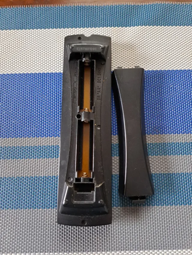 Telecomando Panasonic TV EUR7651090