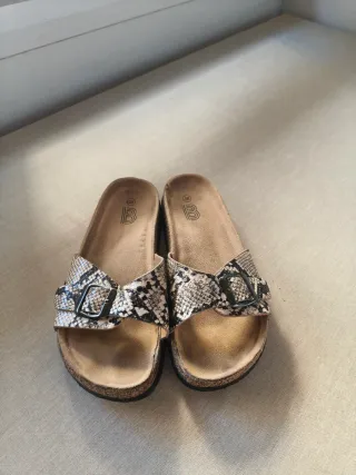 Sandalias Bossanova planas con plataforma