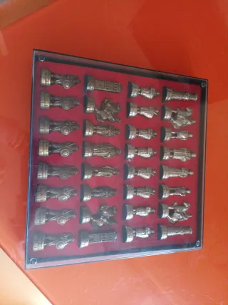 Juego de ajedrez piezas bronce