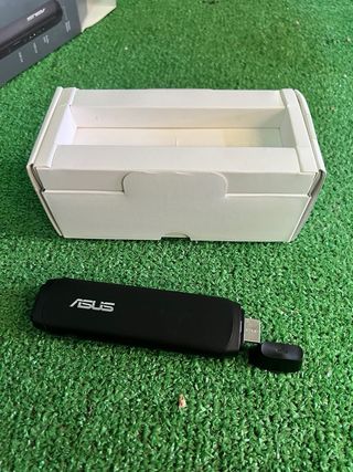 ASUS Vivo Stick TS10-B194D Mini PC
