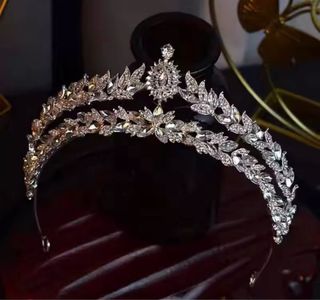 Preciosa tiara de princesa