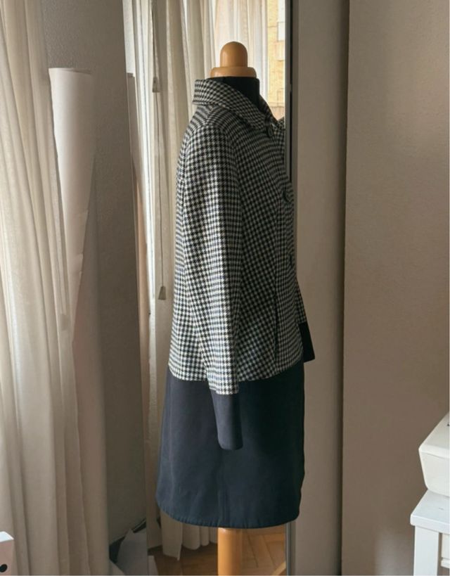 Abrigo atemporal pata gallo y ante , pieza uníca