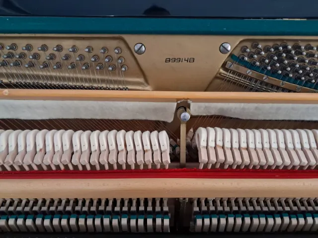 Piano Bernstein Negro(acústico)con silla