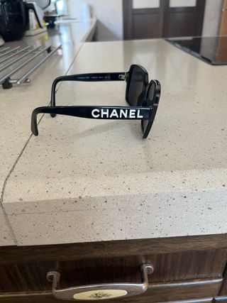 Gafas de Sol Chanel Auténticas Negras