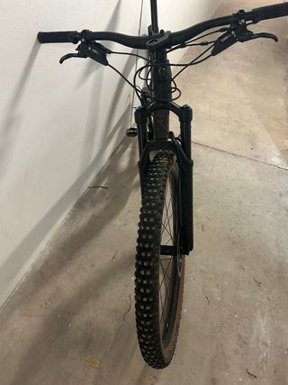 Bicicleta Trek Top Fuel 9.7 Carbono