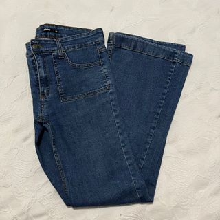 Pantalón vaquero flare azul noon talla M