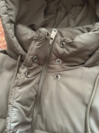 Abrigo de plumas gris mujer