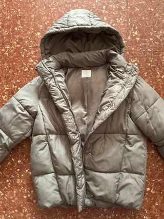 Abrigo de plumas gris mujer