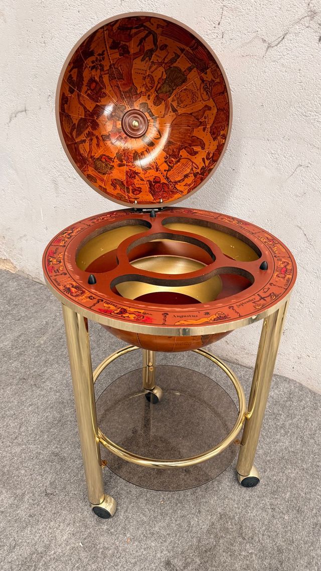 Mini bar globo terráqueo con ruedas