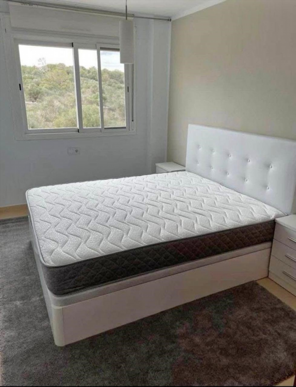 Canapé di varie misure, nuovi e con garanzia