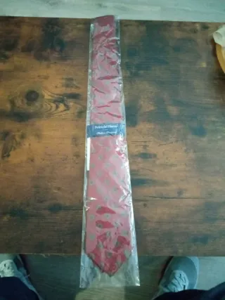 Corbata Pedro del Hierro Roja de seda natural