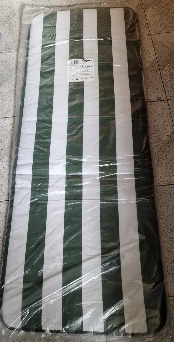 Tumbona Gosa Rayas Verde y Blanca