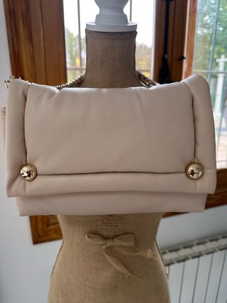 Bolso Zara Acolchado Beige Nuevo