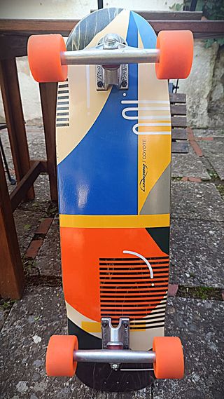 Vendo Loaded Coyote Cruiser Skateboard.