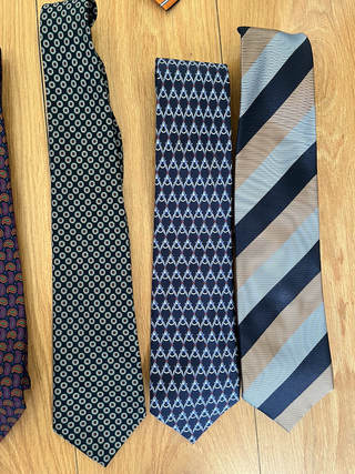 lote 13 corbatas