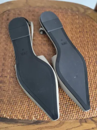 Bailarinas Zara Puntiagudas Beige/Gris