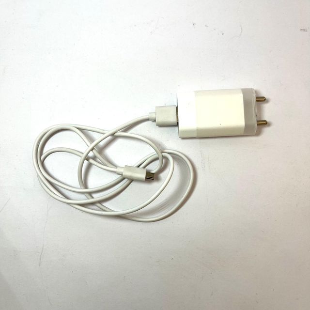 PS Vita PCH-2004 con gioco