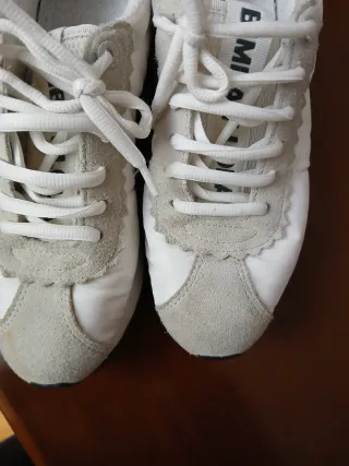 Zapatillas Bimba y Lola Beige y Blancas