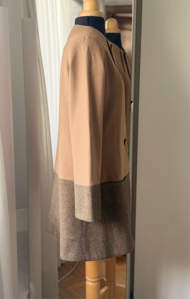 Abrigo bi-color atemporal nuevo