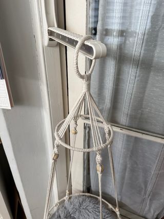 Cama colgante para gatos beige y gris