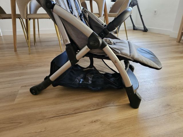 Silleta Chicco Goody para piezas