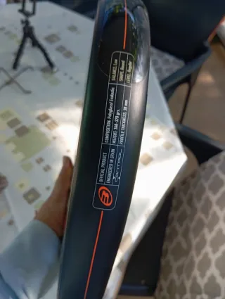 Pala de pádel Bullpadel FUN LINE