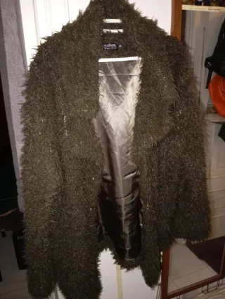 Abrigo pelo Natura,verde oscuro Talla XXL, veste M