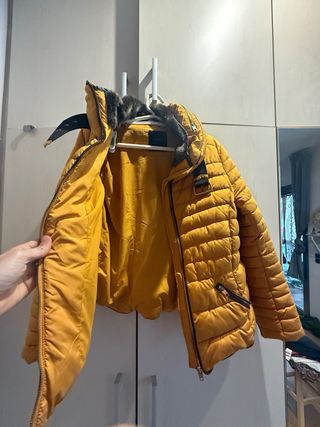 Chaqueta acolchada mujer amarilla