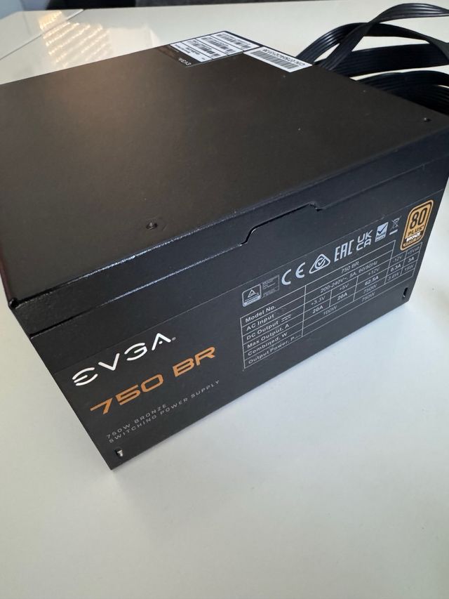 Fuente Alimentación EVGA 750W BRONZE