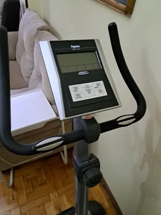 Bicicleta Estática Pegasus BH Fitness
