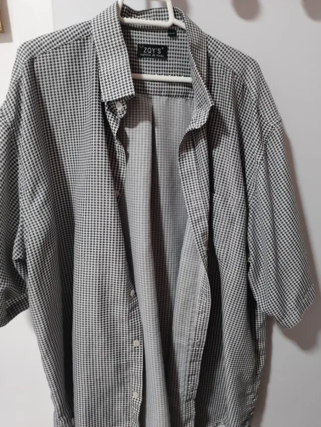 Camisa de rayas azul y blanca para hombre